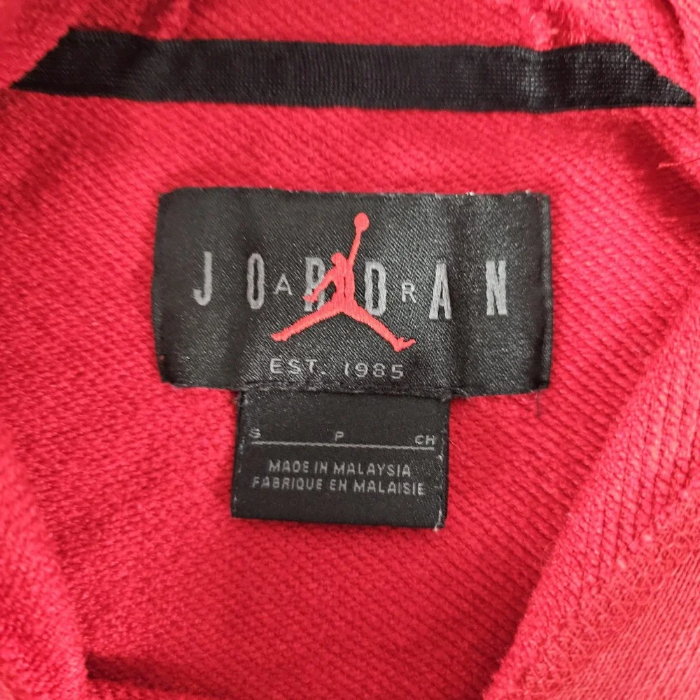 Nike Air Jordan Hoodie Men's S Red Fleece Pullover Center Logo Long‎ Sleeve